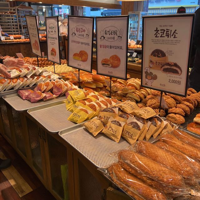 韓国/大田　韓国3大パン屋さん【聖心堂】本店🍞✨