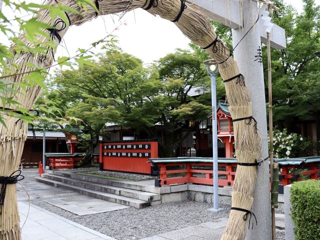 【京都】芸能人御用達！超有名人たちの名が連なる車折神社をご紹介