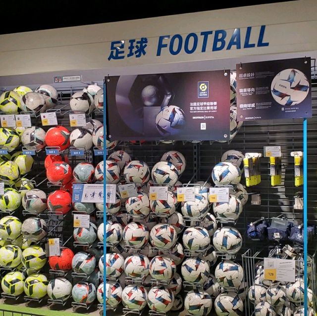 全港最大最多款式運動用品嘅Decathlon