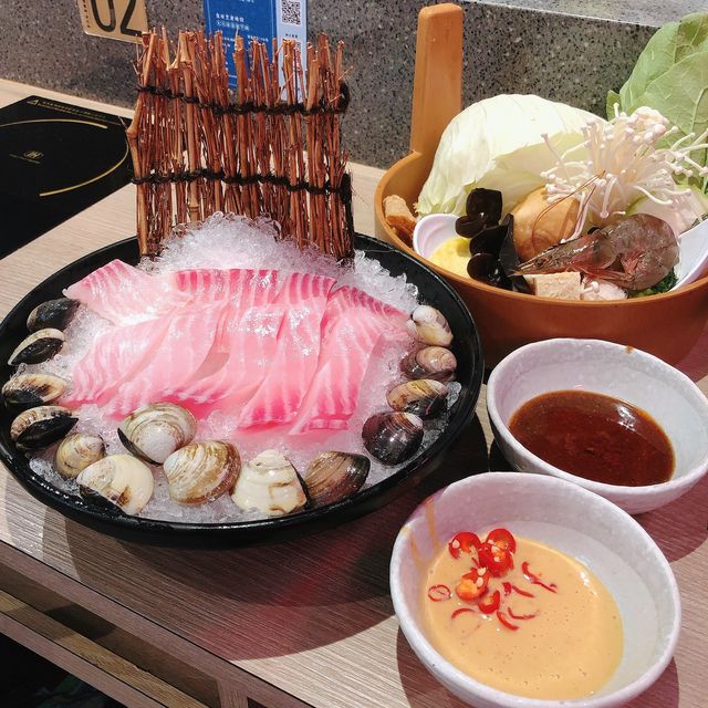 💙好吃美味新鮮😋🍲這一小鍋 台北誠品站前店