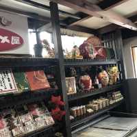ハトマメ屋のケーキとシュークリームが美味しい