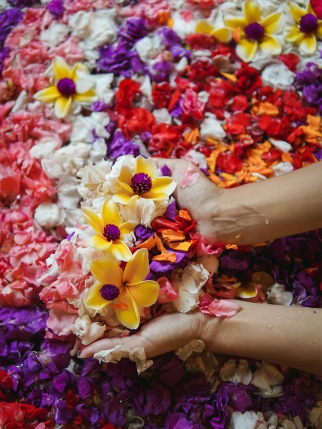 峇里 | 入住即有玫瑰花同埋浪漫裝飾 仲有花花浴🌹