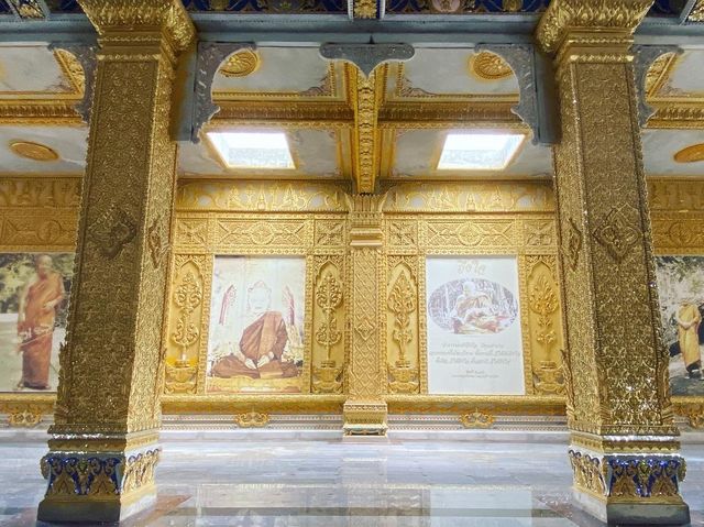 ไหว้พระขอพร พระบรมสารีริกธาตุ ผาน้ำย้อย