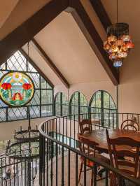 A Unique Rustic-Themed Café in Dago Pakar