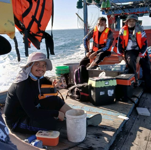 Fishing near Tukun Payar.