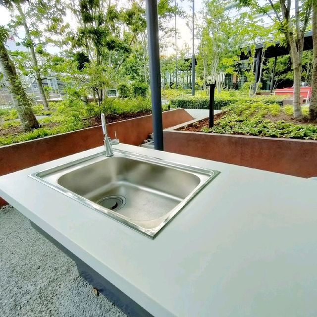 【大阪 浪速区】広いガーデン✨好きな場所でくつろぎましょう✨