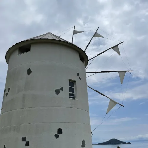 【キキになりきり！小豆島オリーブ公園】