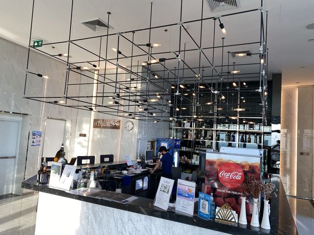 Hill TOP SKY BAR