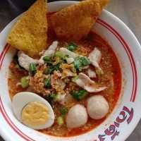 ก๋วยเตี๋ยวโกเด้ง โฮเด้ง