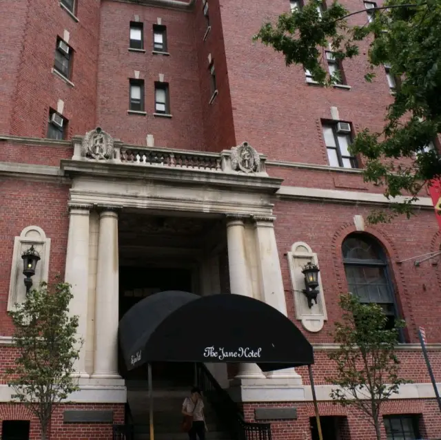 🇺🇸뉴욕 중심가에 있는 중급 호텔-제인호텔 The Jane Hotel
