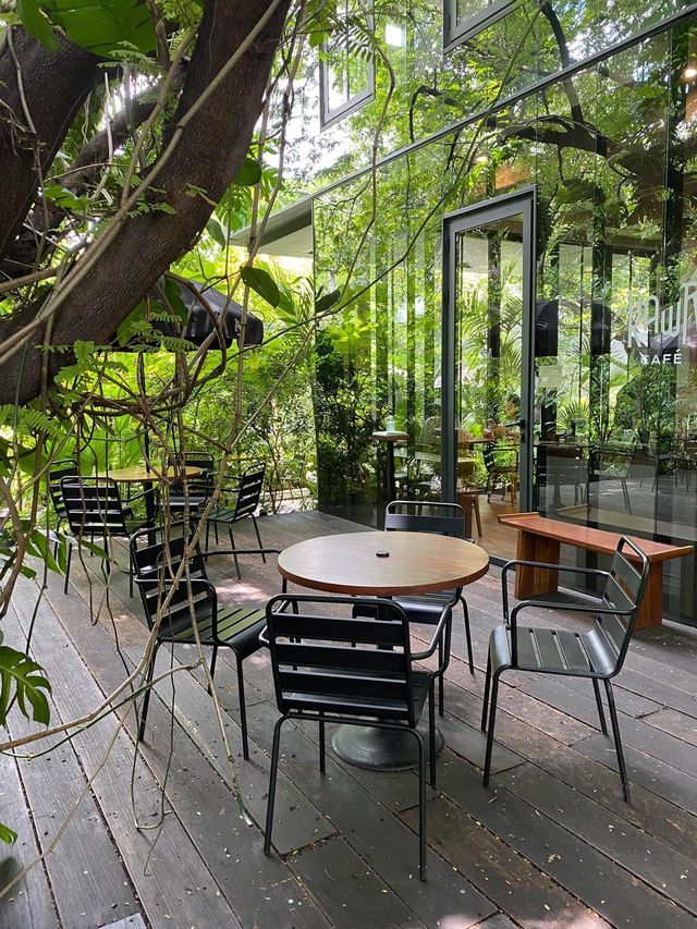  RAWR Cafe - รอวร์ คาเฟ่