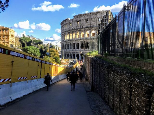 The Colosseum Rome, Italy 🇮🇹 