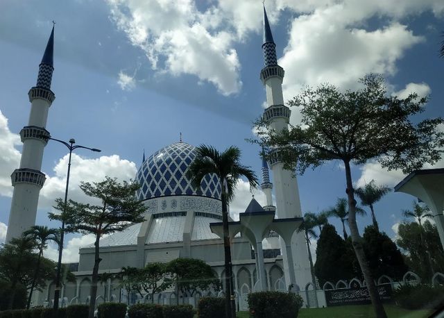 SHAH ALAM!