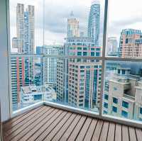 ไปนอนโรงแรมท่ามกลางตึกกัน🏢