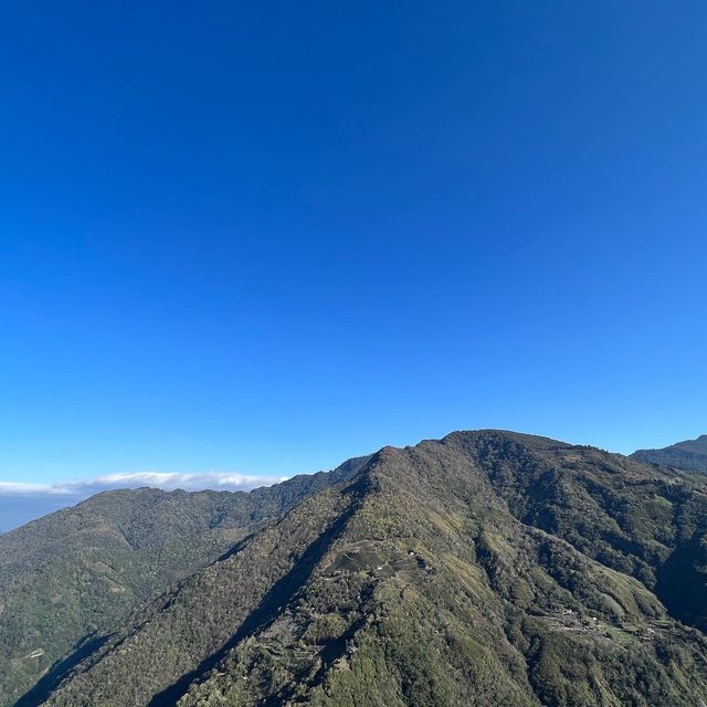 【台灣拉拉山 雲山房】 看山嵐雲霧繚繞時