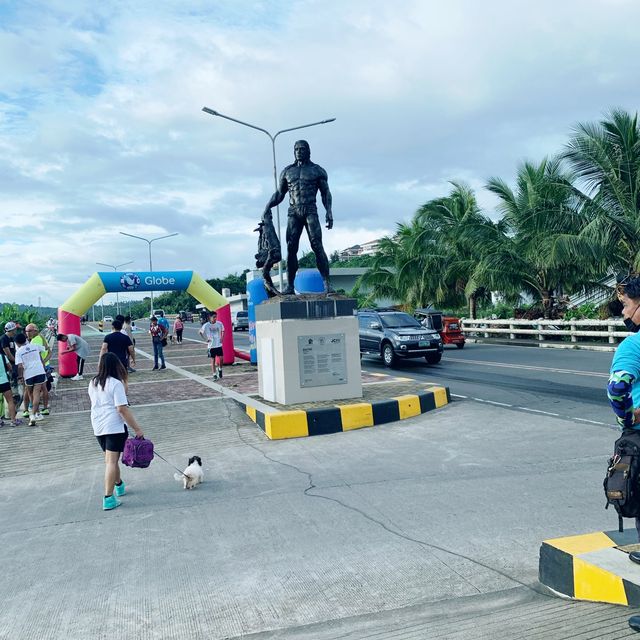 A Stroll at Legaspi City’s Seaside