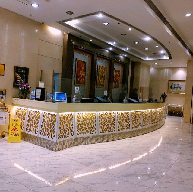 北角街市裏的華美達盛景酒店 北角街市裏的華美達盛景酒店