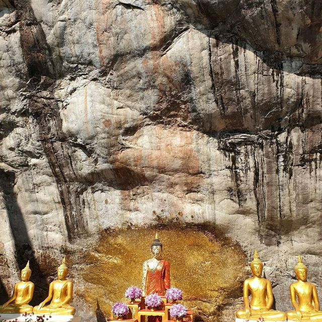 🙏🙏🙏พระพุทธฉาย @ สระบุรี🙏🙏🙏