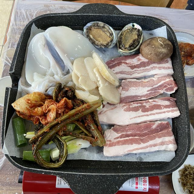 현지인 삼합 맛집, 여수 41번 포차