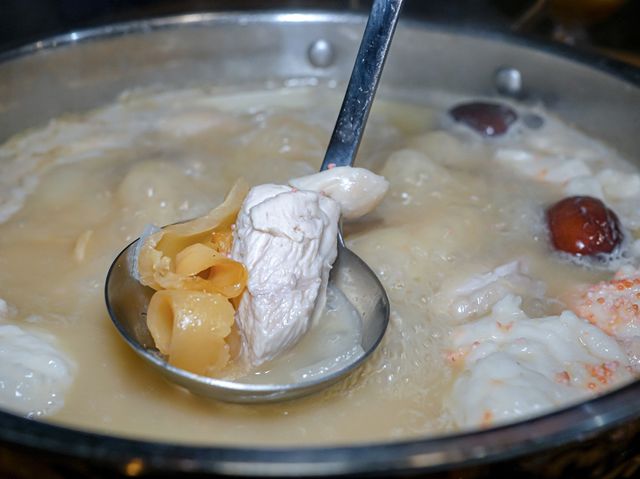 高級食材火鍋郎，和牛可稱霸稱王