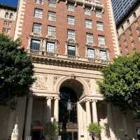Millennium Biltmore Los Angeles. 