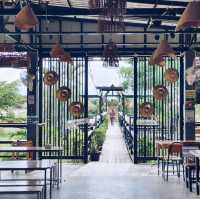 ร้านอาหารบรรยากาศ​ธรรมชาติ​