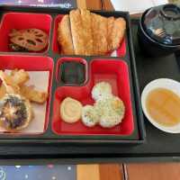 超好味「米奇三文魚飯團」