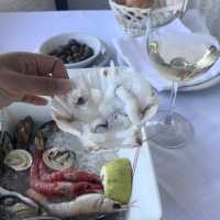 意大利南部Polignano a Mare：在海邊餐廳享受美食放放空