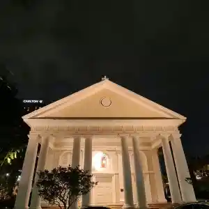 A National Monument in Singapore

