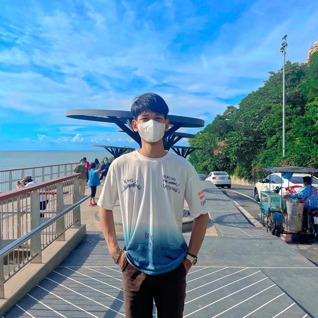 เขาสามมุข