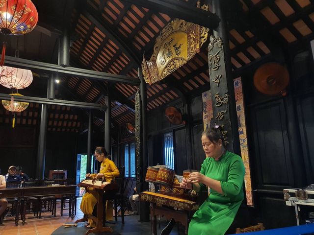 Hon Chong จุดเช็คอินริมทะเลญาจาง ,เวียดนาม