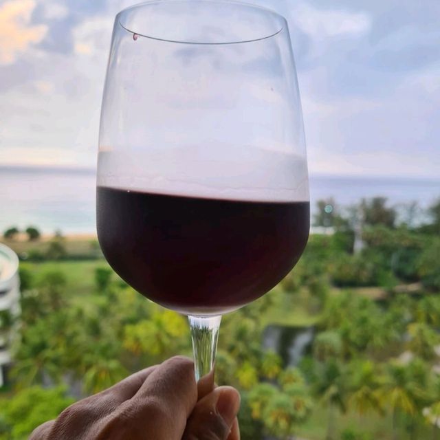 Time to Phuket Let's Relax @ HILTON Suite 