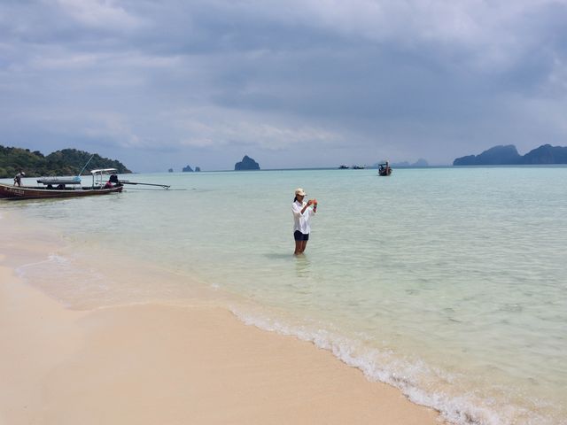 เกาะกระดาน น้ำใส ชายหาดส่วนตัว @ตรัง