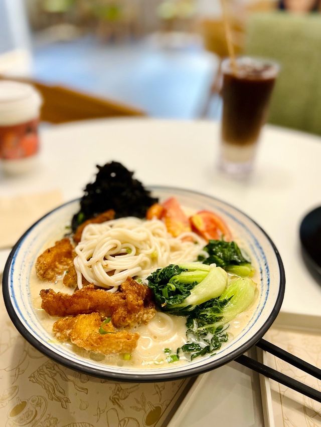 銅鑼灣一間快捷好吃 星馬菜式之選😋🥢
