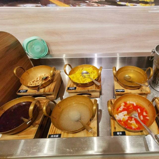 台北車站美食推薦……泰式火鍋吃到飽「藍象廷」…CP值高👍