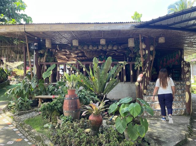 Sunrise Garden Lake Resort