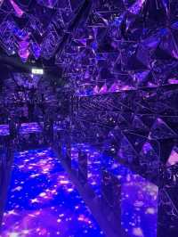 山頂特色光影展💡