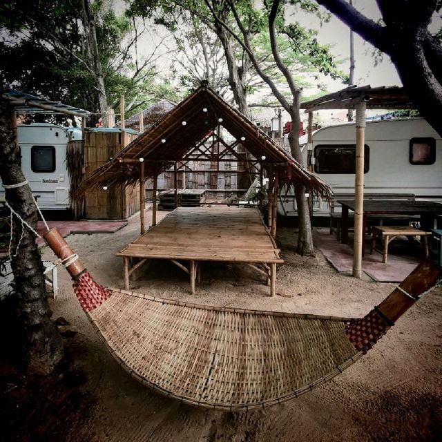 BEACH HOUSE CAMP PATTAYA 
