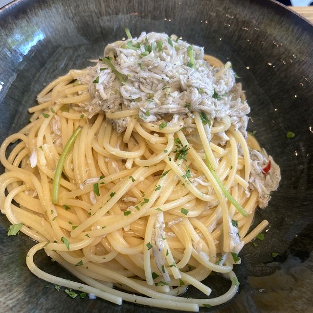 【開放感抜群のカフェ！】東京・新橋のカフェがオシャレすぎた