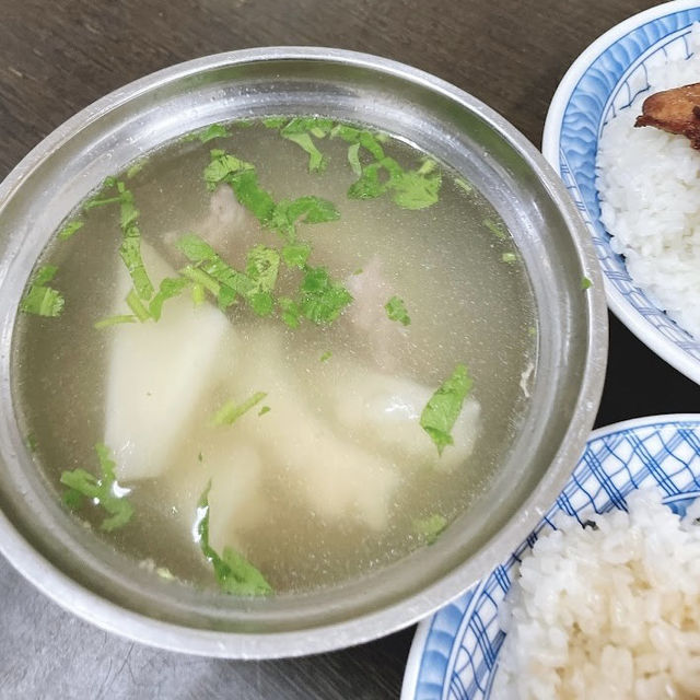 石心爌肉飯 🖌 被爌肉🍖耽誤的雞腿🍗