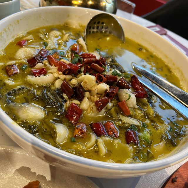 荃灣｜坐得舒適食得招積嘅米芝連推介湘菜館🌶🥘🥢