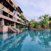 โรงแรม​สุดหรูริมหาดไม้ขาว