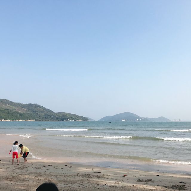 來一趟慢活之旅，於水清沙幼的沙灘放空