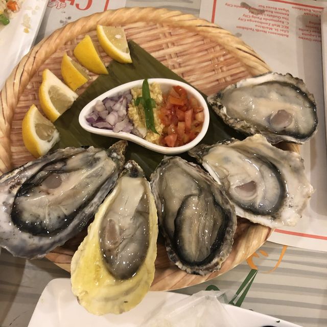 내 최애 맛집 세부 츄비츄비에서 한 내 생일파티. 해산물 파티다~~