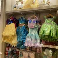 迪士尼買手信必到皇庭禮品店