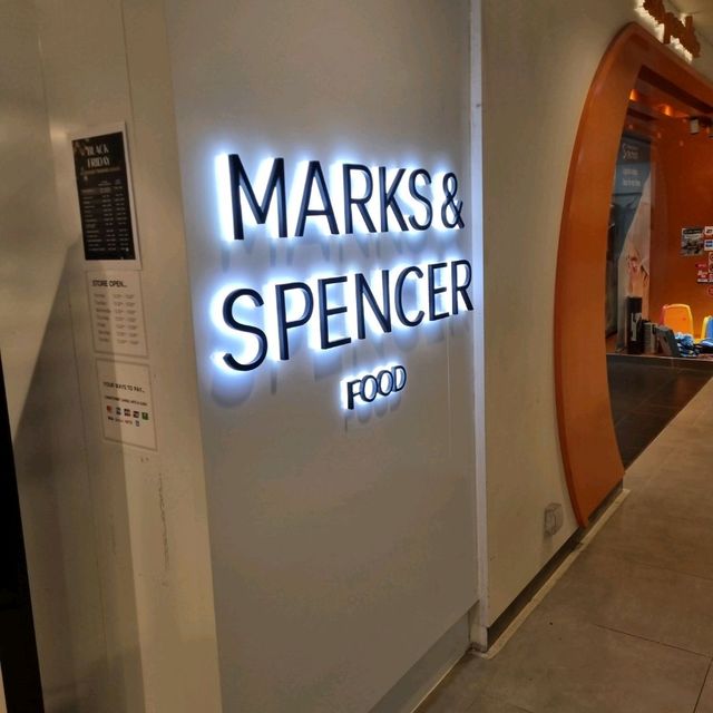 The Marks And Spencer Christmas Sales