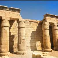 Temple of Medinat Habu - Luxor 