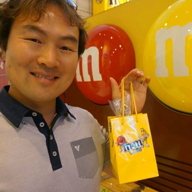 🇺🇸뉴욕에서 동심의 세계로 빠지고 싶다면 뉴욕 타임스스퀘어 m&m
