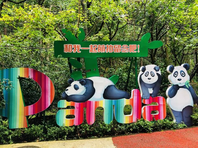 Visiting Qianling Mountain a.k.a Monkey Park