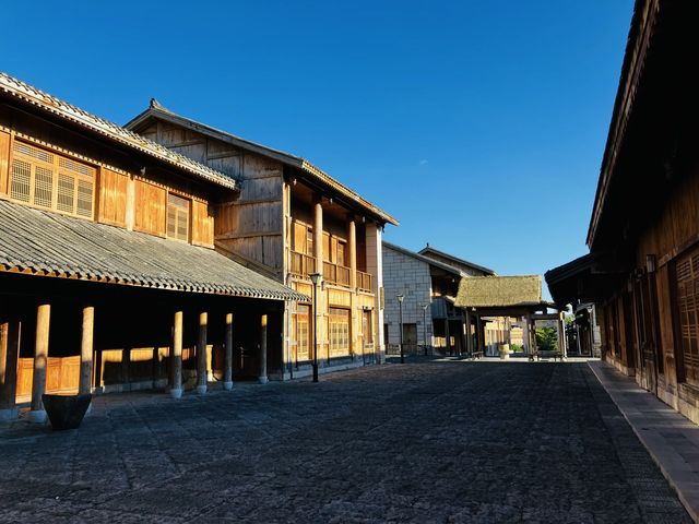 Wooden buildings ghost town, Confucius Hotel